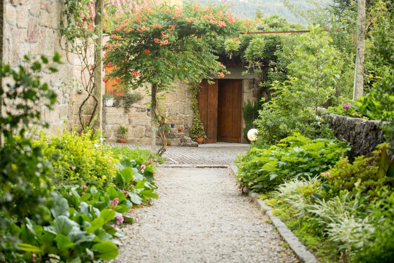 Hostal Quinta de Lourosa Lousada Exterior foto